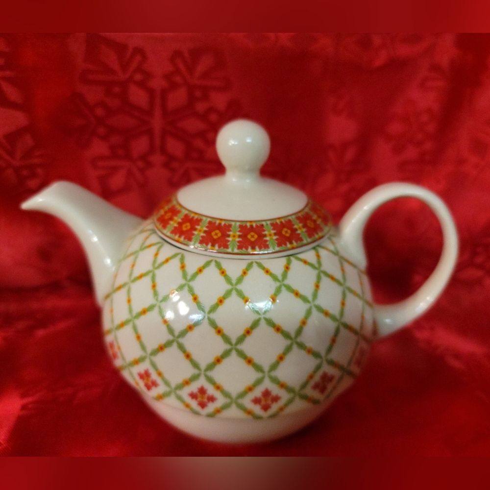 Harry And David Mini Teapot Cream with Red & Green Pattern 2005